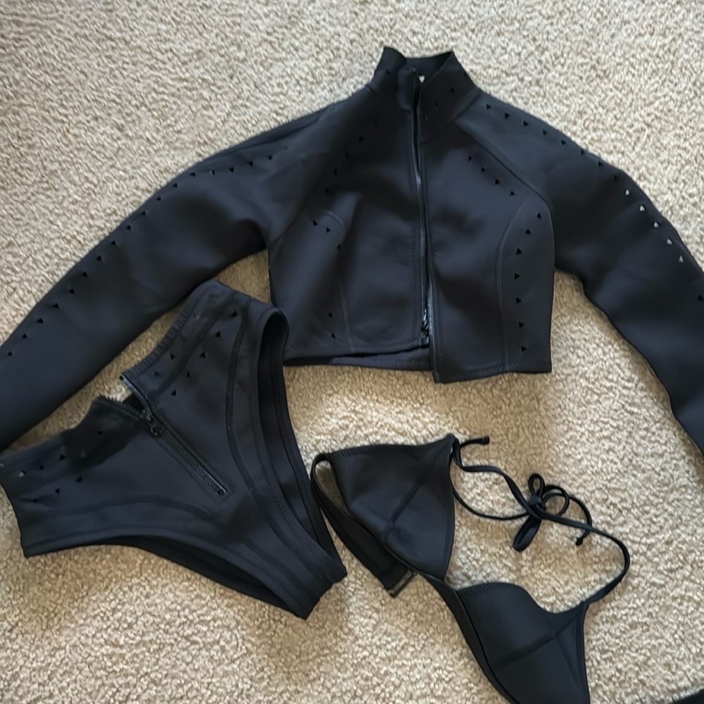 Gigi C 3-piece jacket, top and high waist bottom